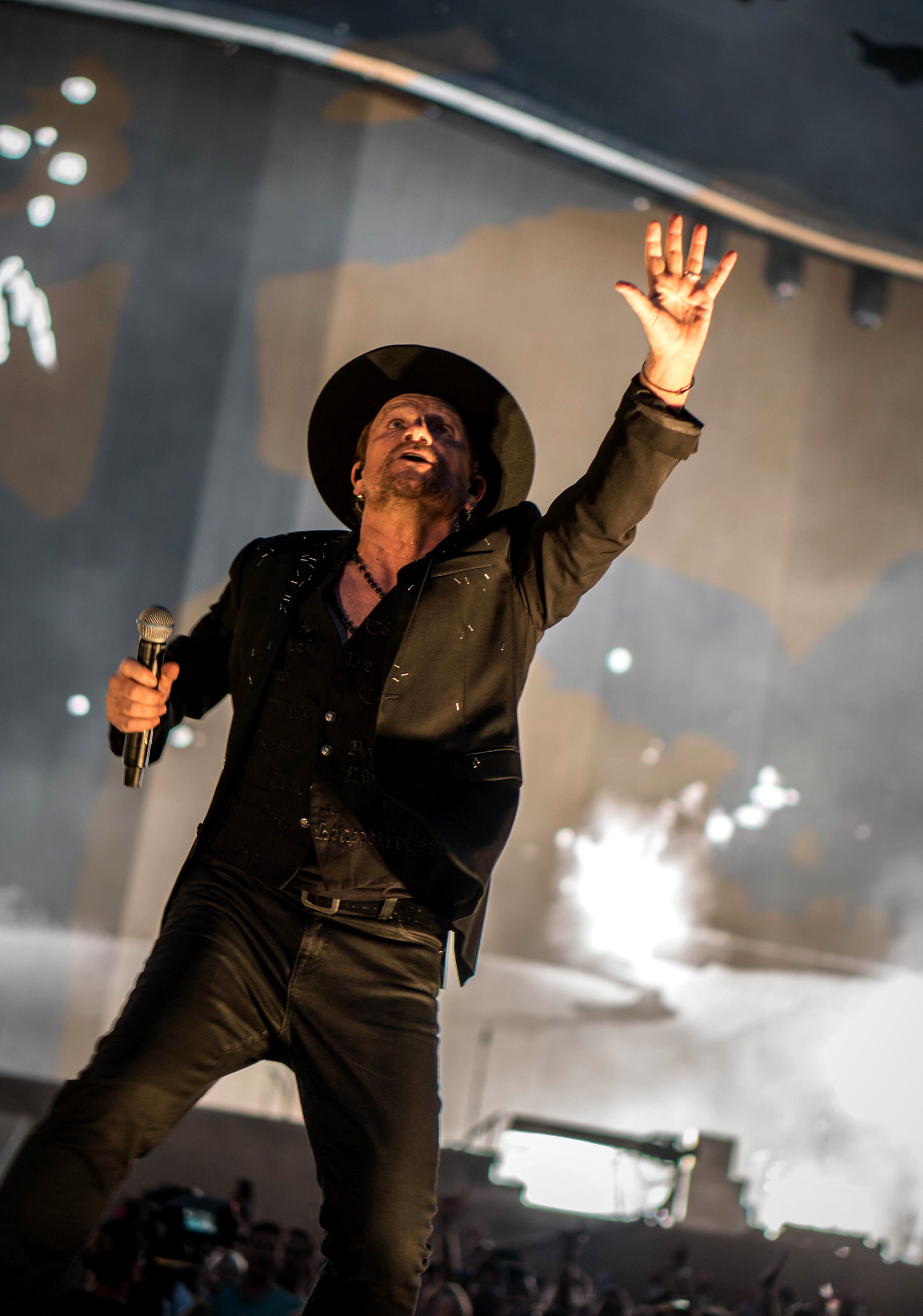 U2 in London (35054876903)