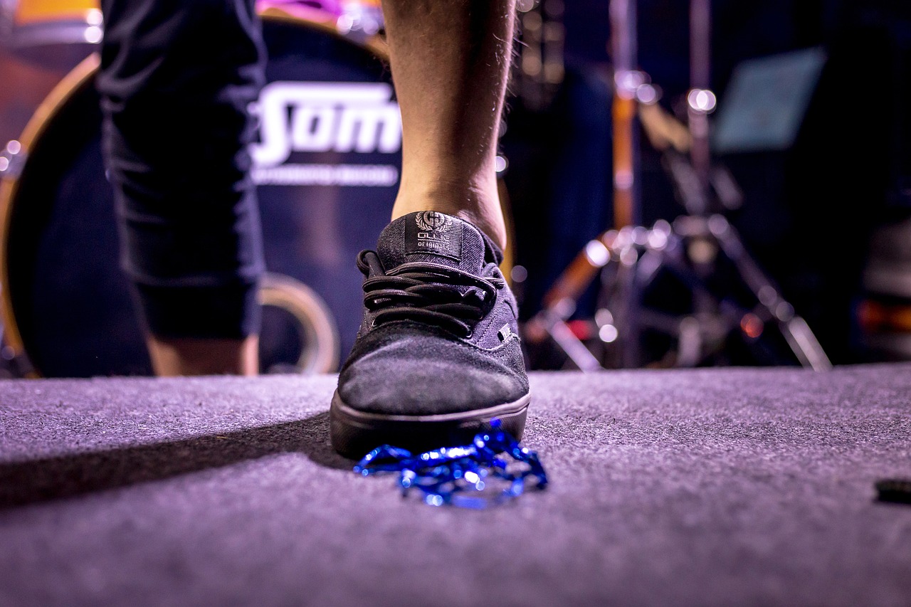 Band, show, concert, songs, performance, entertainment, stage, celebration, festival, audience, crowd, event, musician, run, pop, singer, lights, light